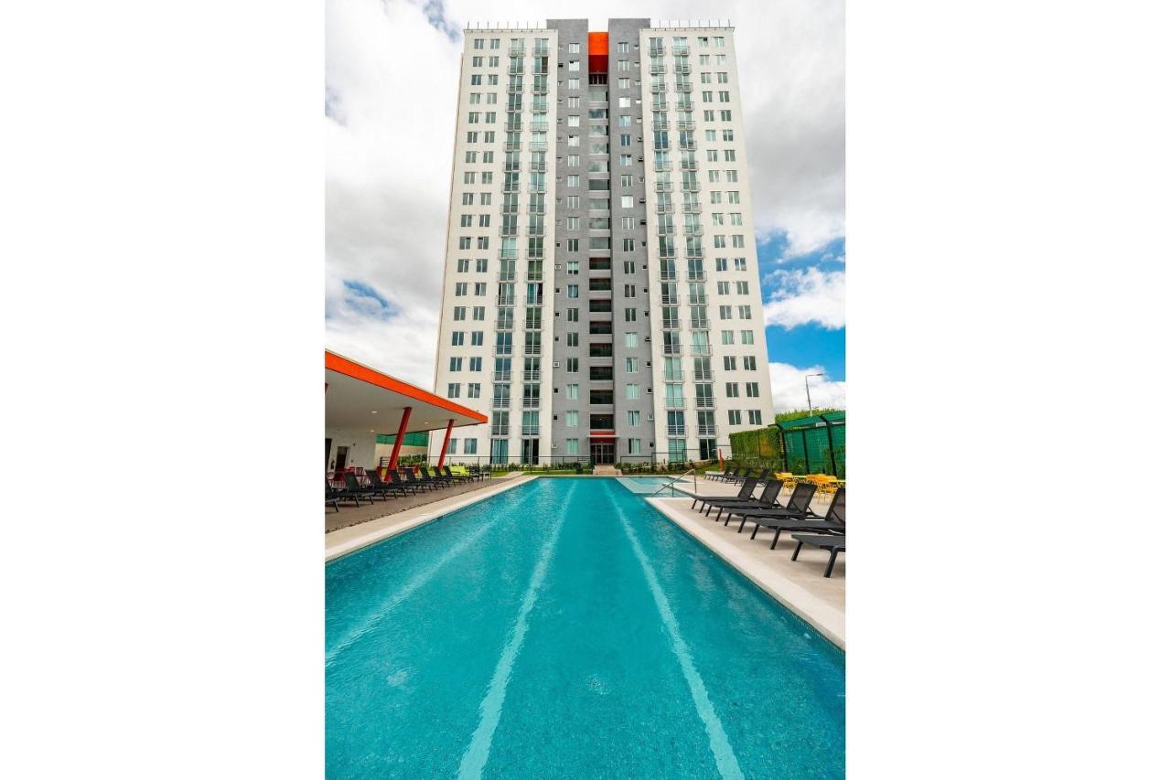 Boho Chic, Apart- Condo Cerca De Sjo Intl Airport Ередия Екстериор снимка