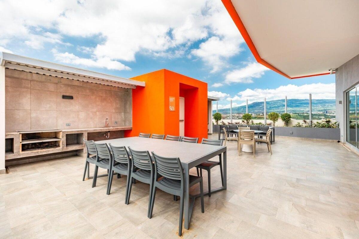 Boho Chic, Apart- Condo Cerca De Sjo Intl Airport Ередия Екстериор снимка