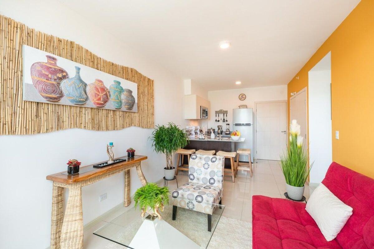 Boho Chic, Apart- Condo Cerca De Sjo Intl Airport Ередия Екстериор снимка