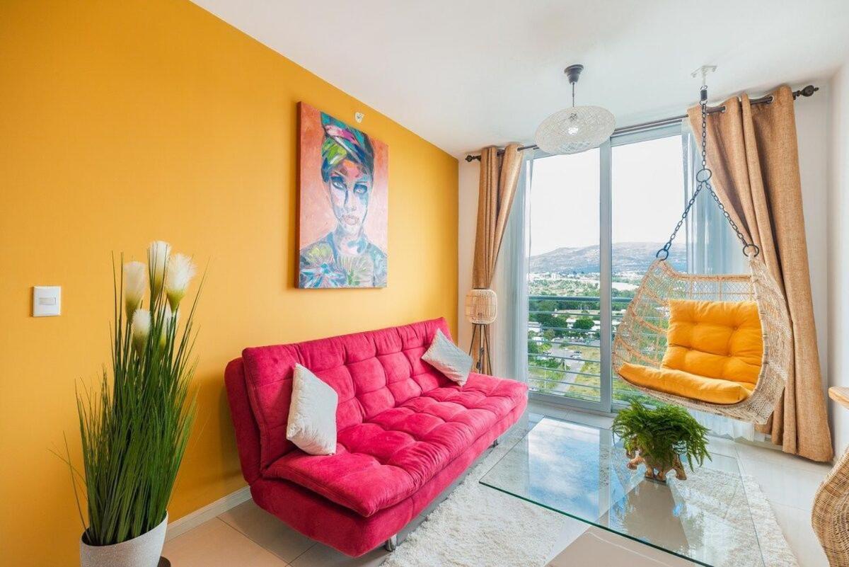 Boho Chic, Apart- Condo Cerca De Sjo Intl Airport Ередия Екстериор снимка